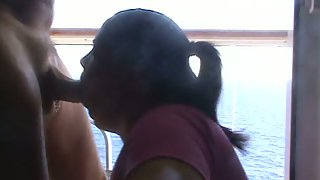 Round wifey on cruise ship sucking off a hung passenger